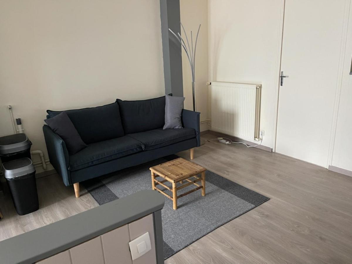 Apartament Chambre Simple Avec Wifi Châtellerault Zewnętrze zdjęcie