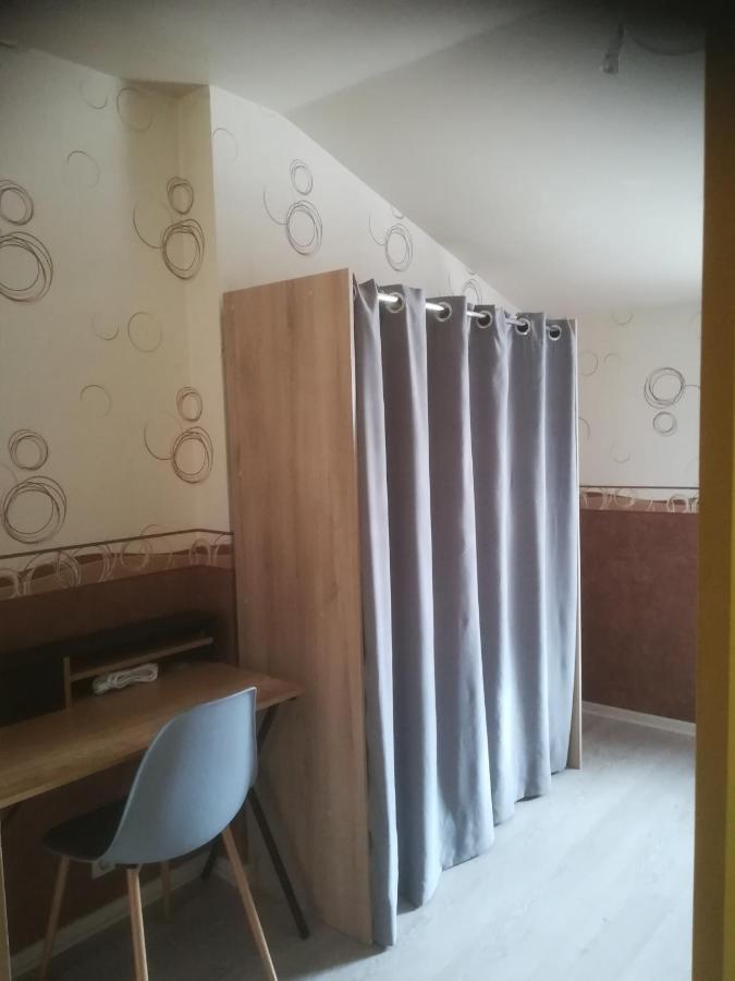 Apartament Chambre Simple Avec Wifi Châtellerault Zewnętrze zdjęcie